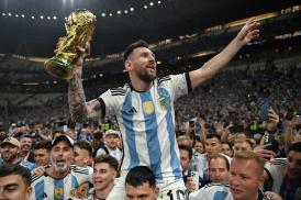 ميسي في مواجهة التاريخ.. هل تكسر الأرجنتين لعنة متصدر التصنيف