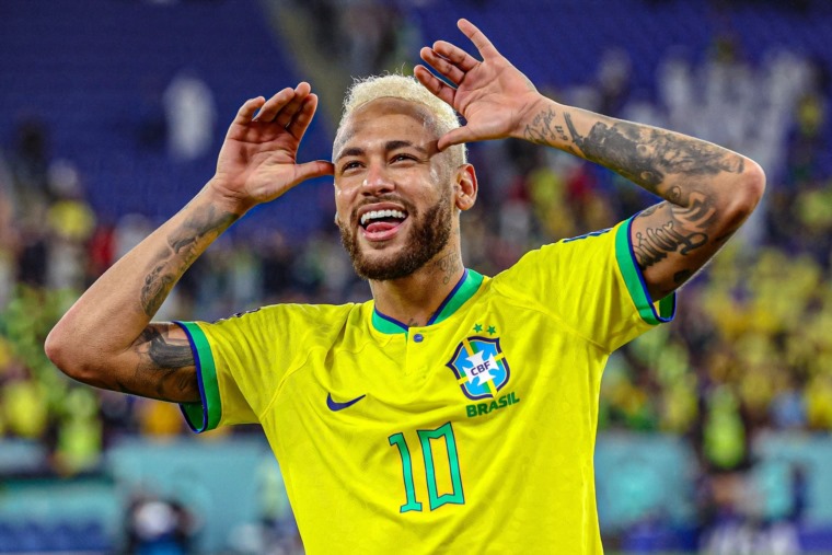 الاتحاد البرازيلي يحسم موقف نيمار من مواجهة مصر رسميا